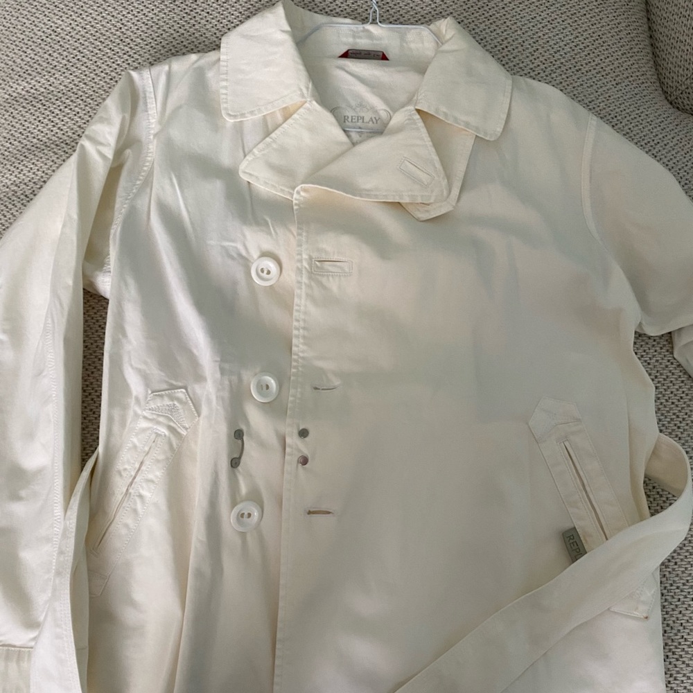 Trench white jacket